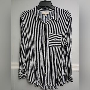 Grand & Greene Long Sleeve Button Up Top